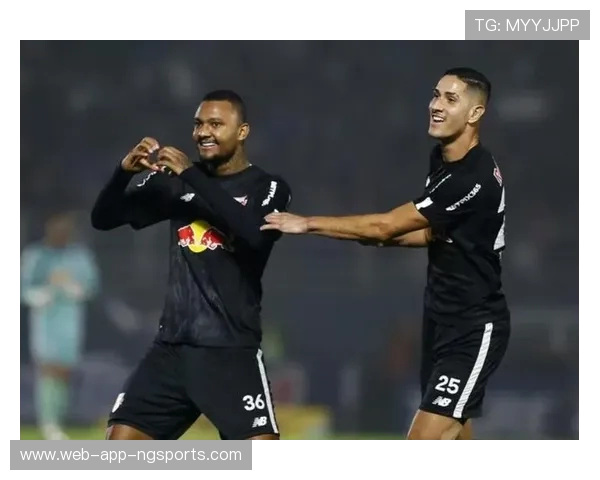 巴拉纳与布拉干激战正酣谁能在这场较量中笑到最后